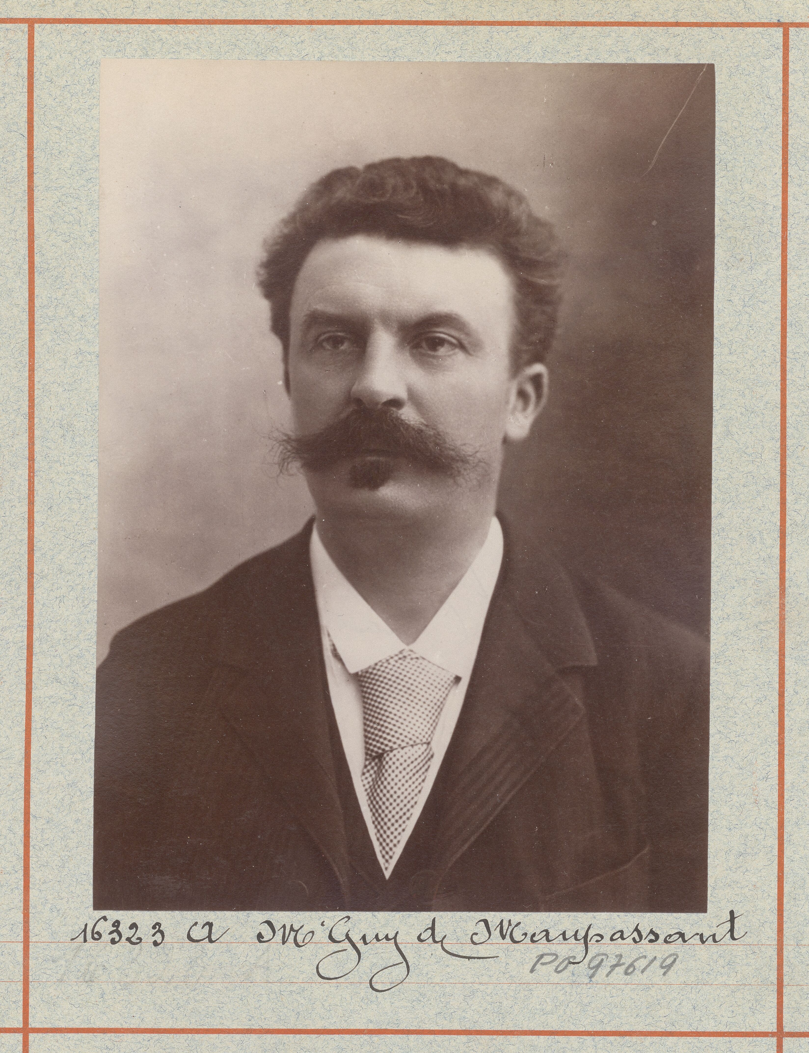 Guy de Maupassant, Atelier Nadar