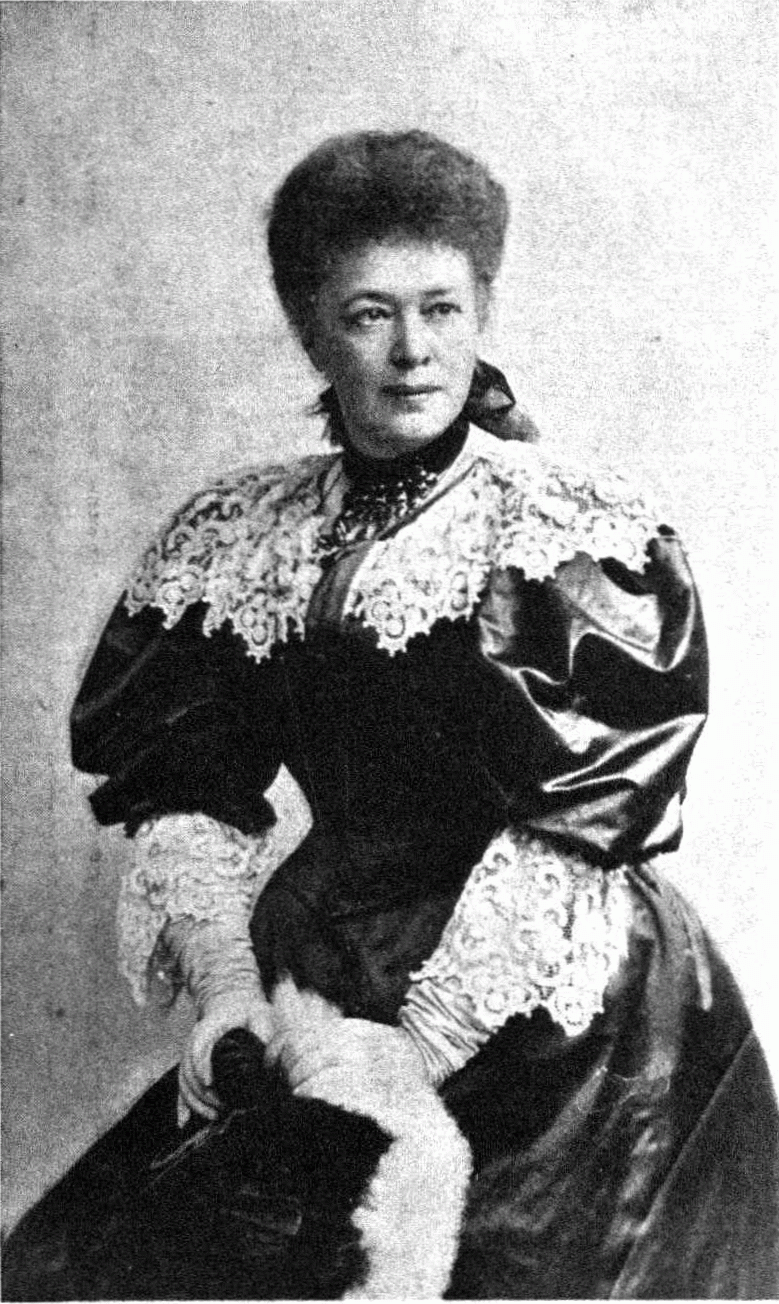 Bertha von Suttner, photograph by Carl Pietzner, 1903